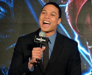 レイ・フィッシャー、映画『ジャスティス・リーグ』ジャパンプレミアに登場