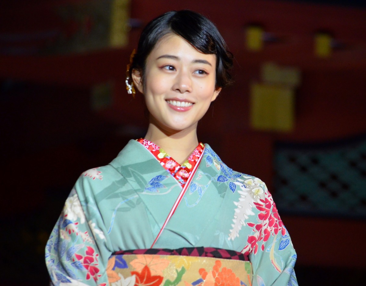 高畑充希、堺雅人の「千歳飴を持てよ」にご立腹？『鎌倉ものがたり』奉納試写会開催