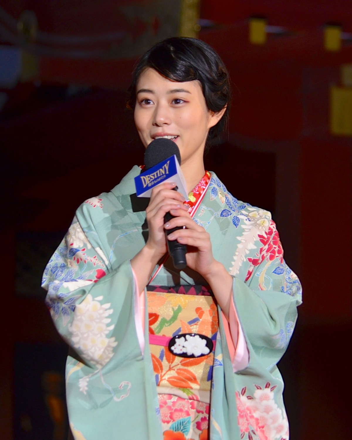 高畑充希、堺雅人の「千歳飴を持てよ」にご立腹？『鎌倉ものがたり』奉納試写会開催