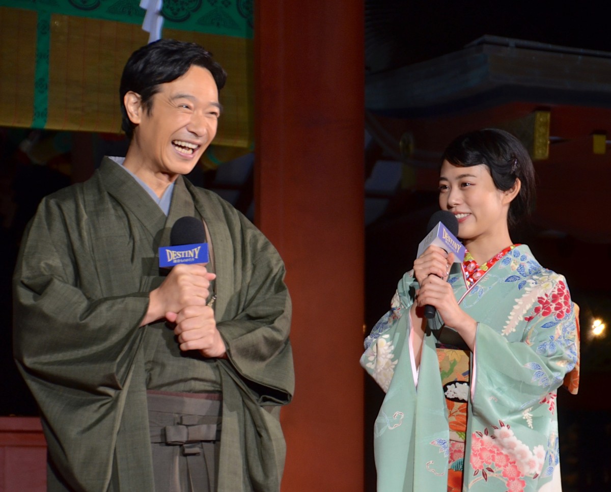 高畑充希、堺雅人の「千歳飴を持てよ」にご立腹？『鎌倉ものがたり』奉納試写会開催