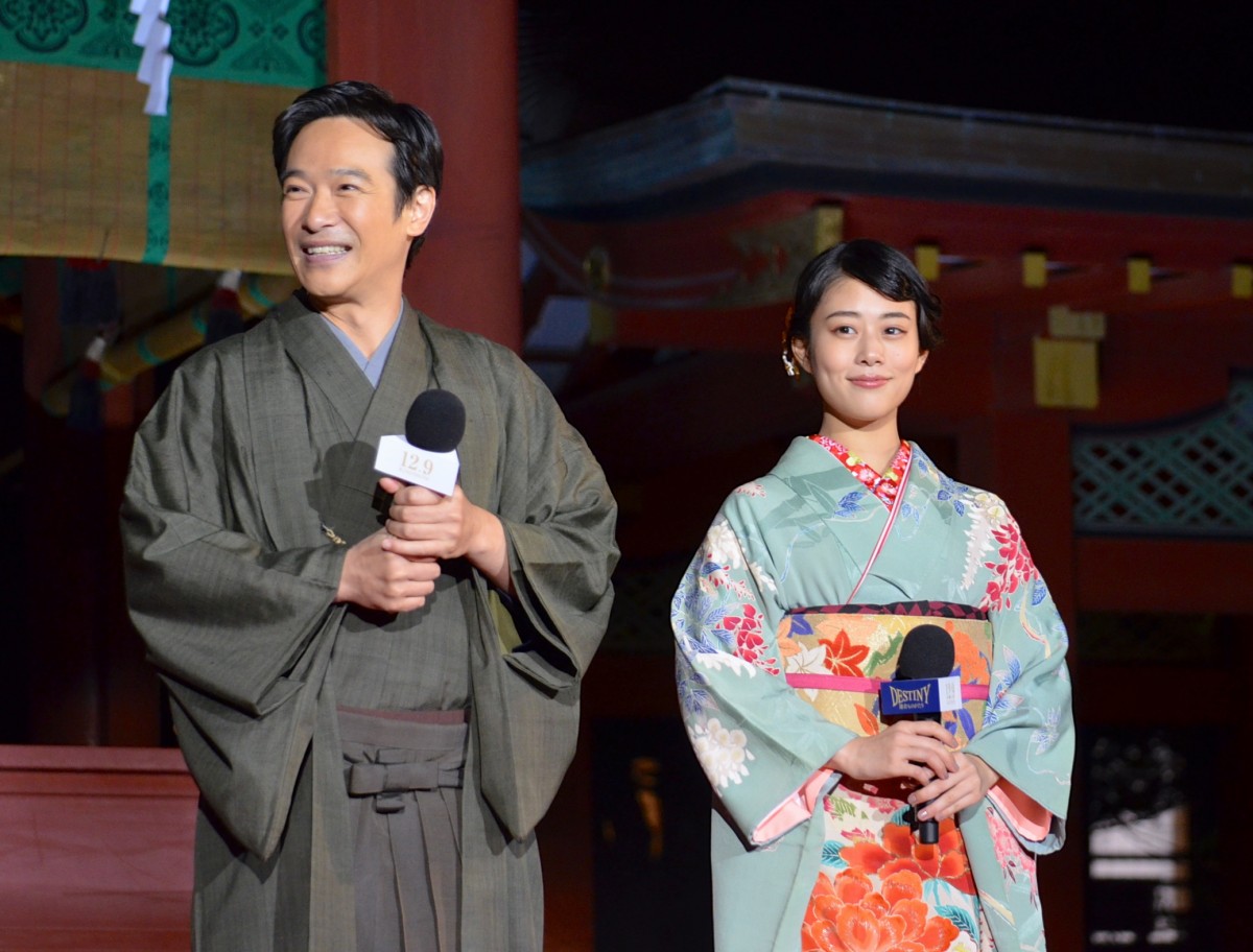 高畑充希、堺雅人の「千歳飴を持てよ」にご立腹？『鎌倉ものがたり』奉納試写会開催