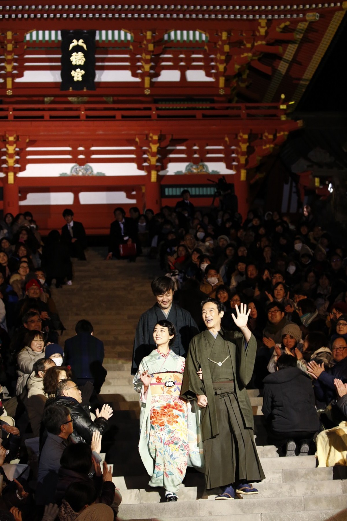 高畑充希、堺雅人の「千歳飴を持てよ」にご立腹？『鎌倉ものがたり』奉納試写会開催