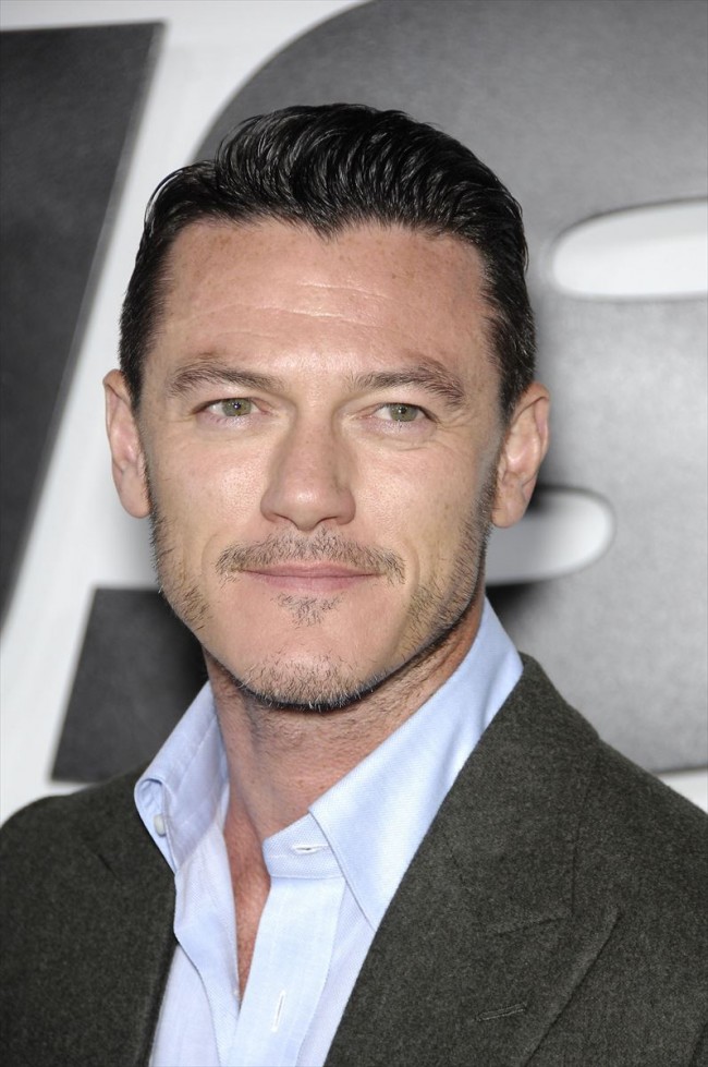 ルーク・エヴァンス、Luke Evans