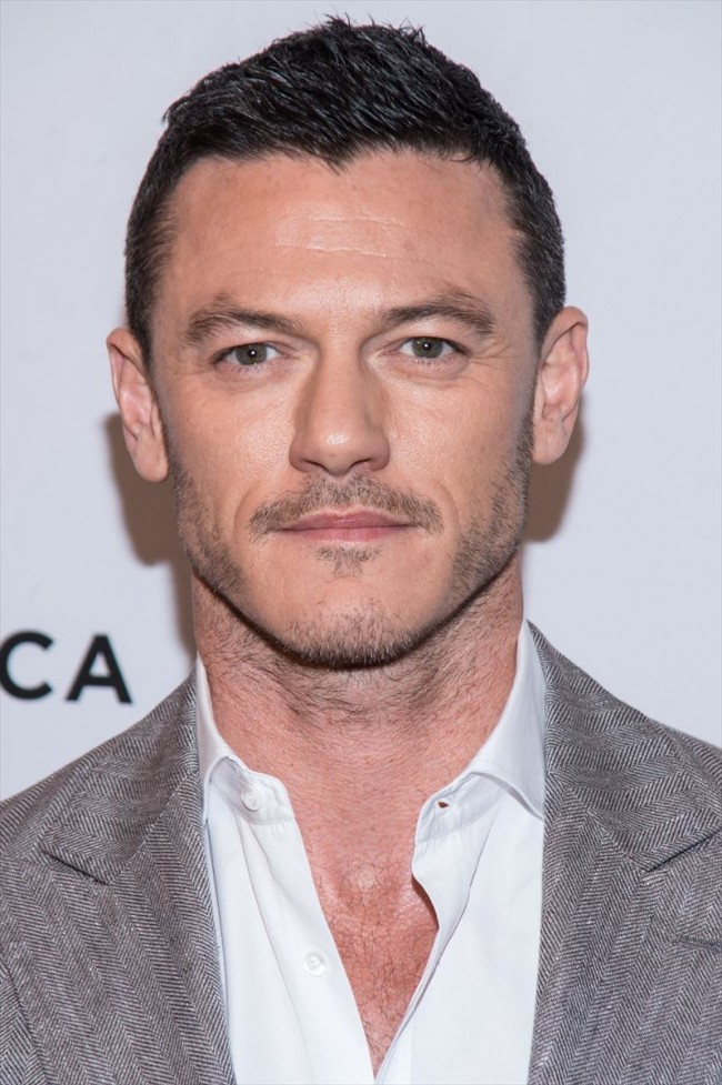 ルーク・エヴァンス、Luke Evans