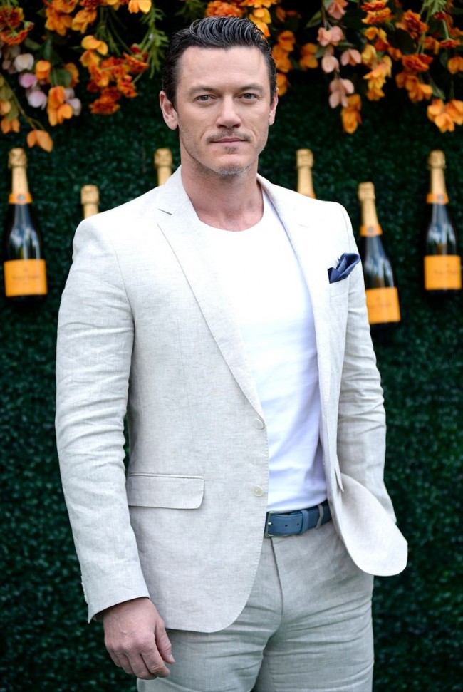 ルーク・エヴァンス、Luke Evans