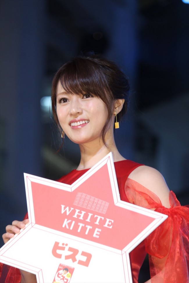 「WHITE KITTE」WHITE Tree ライトアップセレモニー20171122