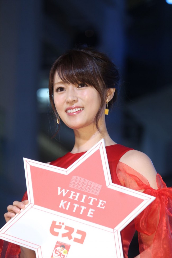 「WHITE KITTE」WHITE Tree ライトアップセレモニー20171122