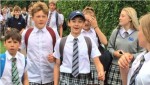 英男子生徒が集団スカート登校　猛暑の短パン禁止を受けて抗議