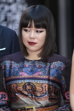 ブルゾンちえみ、VOGUE JAPAN WOMEN OF THE YEAR 2017 授賞式（レッドカーペット）に登場