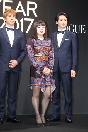 ブルゾンちえみ、VOGUE JAPAN WOMEN OF THE YEAR 2017 授賞式・記者会見に登場