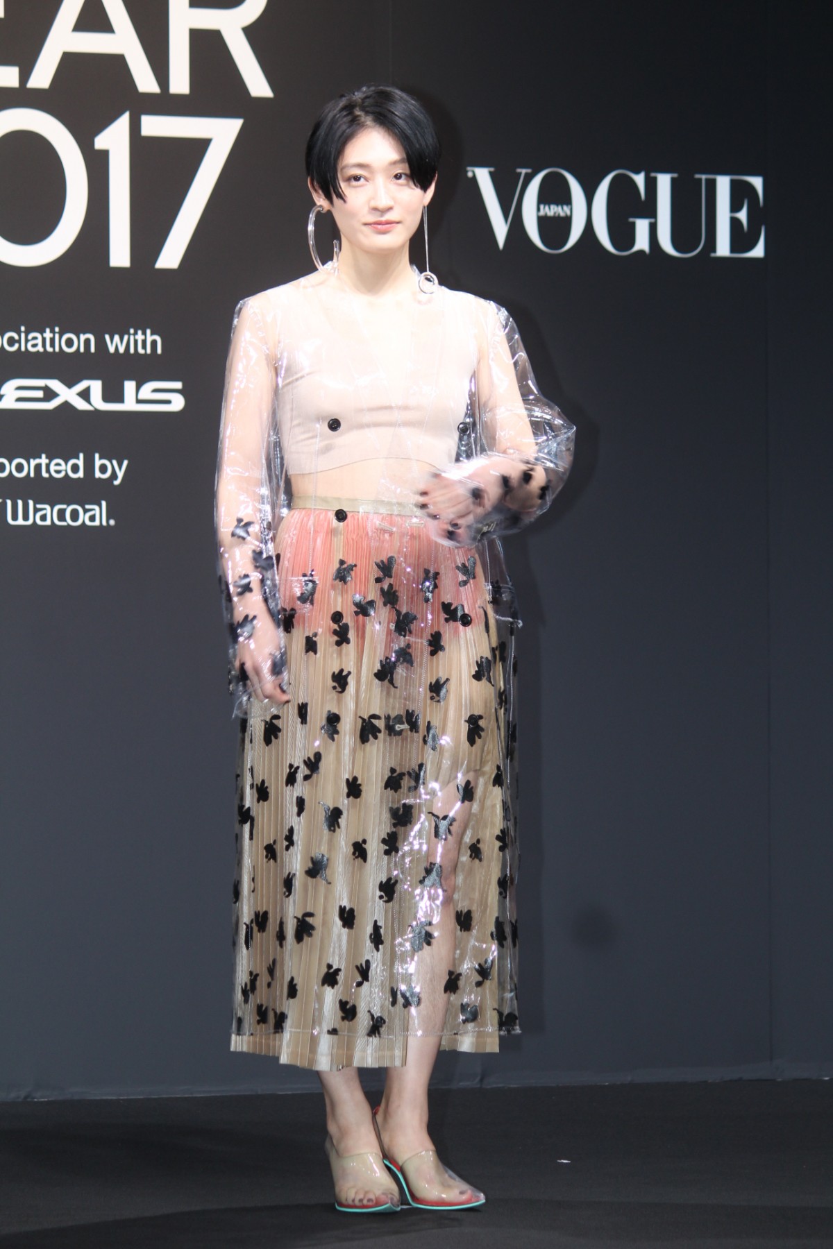 吉岡里帆、 2017年を代表する女性に選出 「リップ一色を悩む時間にも幸せ感じる」