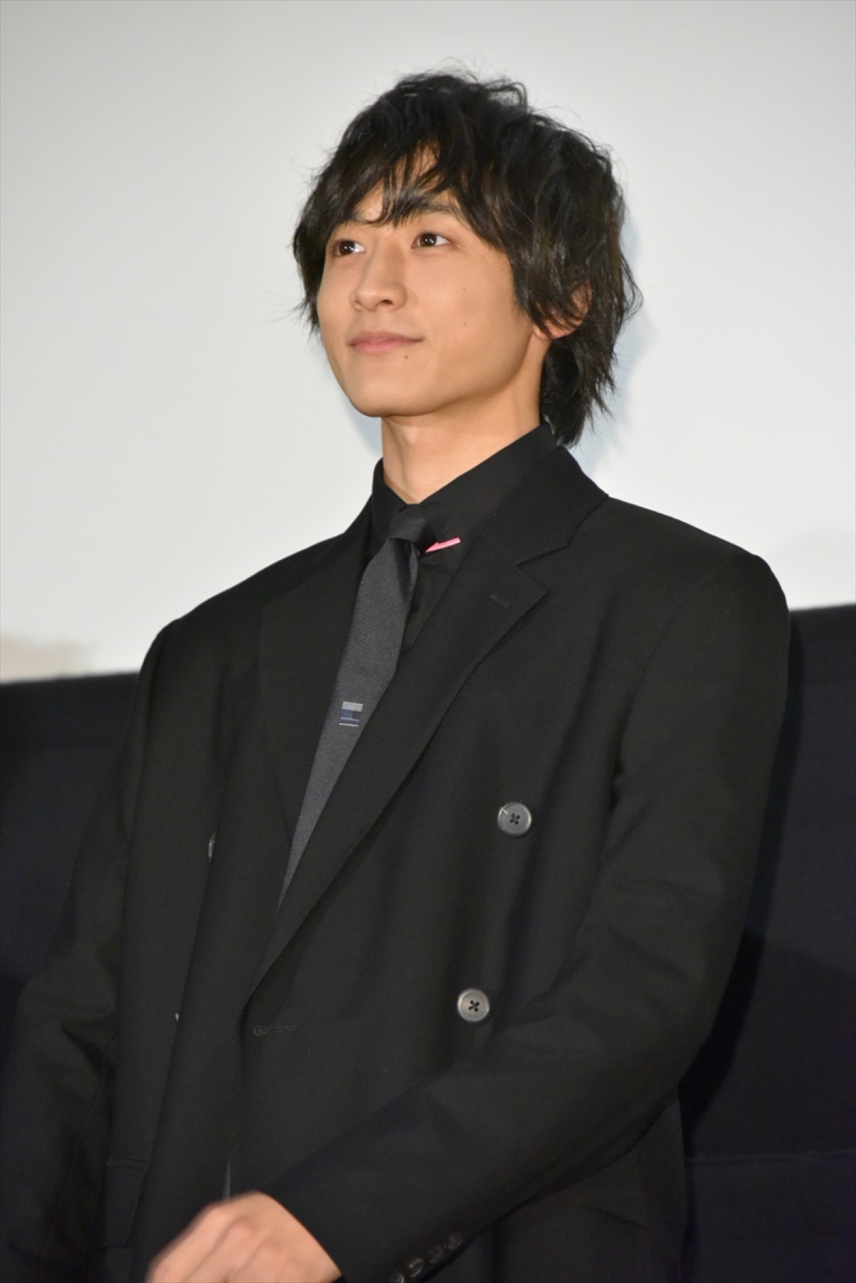 中条あやみの“お尻ニキビ”イジりに、志尊淳「今は正常なお尻」と回復アピール