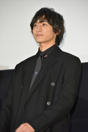 小関裕太、『覆面系ノイズ』初日舞台挨拶に登壇