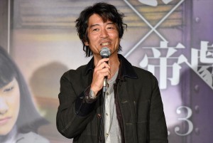 寺脇康文、『ユーミン×帝劇 vol．3 朝陽の中で微笑んで』ゲネプロ・囲み取材に登場