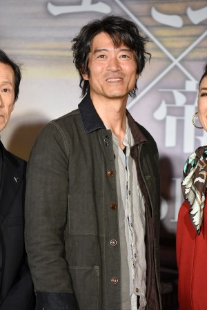 寺脇康文、『ユーミン×帝劇 vol．3 朝陽の中で微笑んで』ゲネプロ・囲み取材に登場