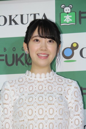 堀未央奈、『堀未央奈1st写真集 君らしさ』発売記念お渡し会に登場