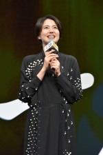 長澤まさみ、『嘘を愛する女』完成披露舞台挨拶に登壇