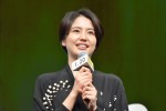 長澤まさみ、『嘘を愛する女』完成披露舞台挨拶に登壇