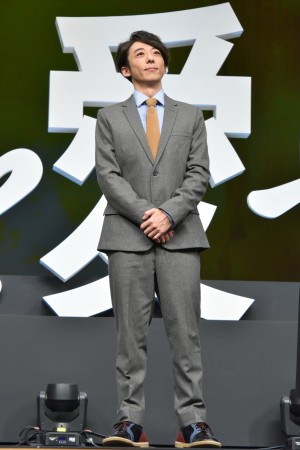 高橋一生、『嘘を愛する女』完成披露舞台挨拶に登壇