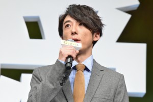 高橋一生、『嘘を愛する女』完成披露舞台挨拶に登壇