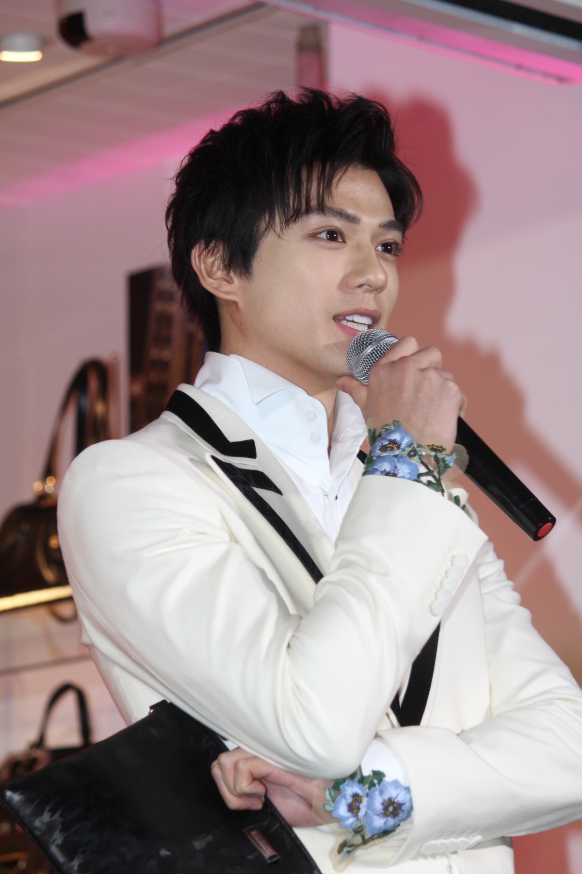新田真剣佑、今年のクリスマスは“絶賛撮影中”も「全然残念じゃない」