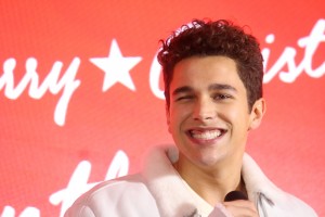 オースティン・マホーン、Samantha Thavasa が贈る『スペシャルクリスマス EVENT』に登場