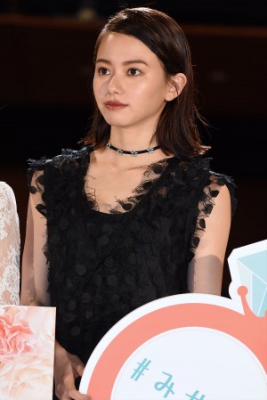 山本舞香、『未成年だけどコドモじゃない』完成披露試写会に登壇