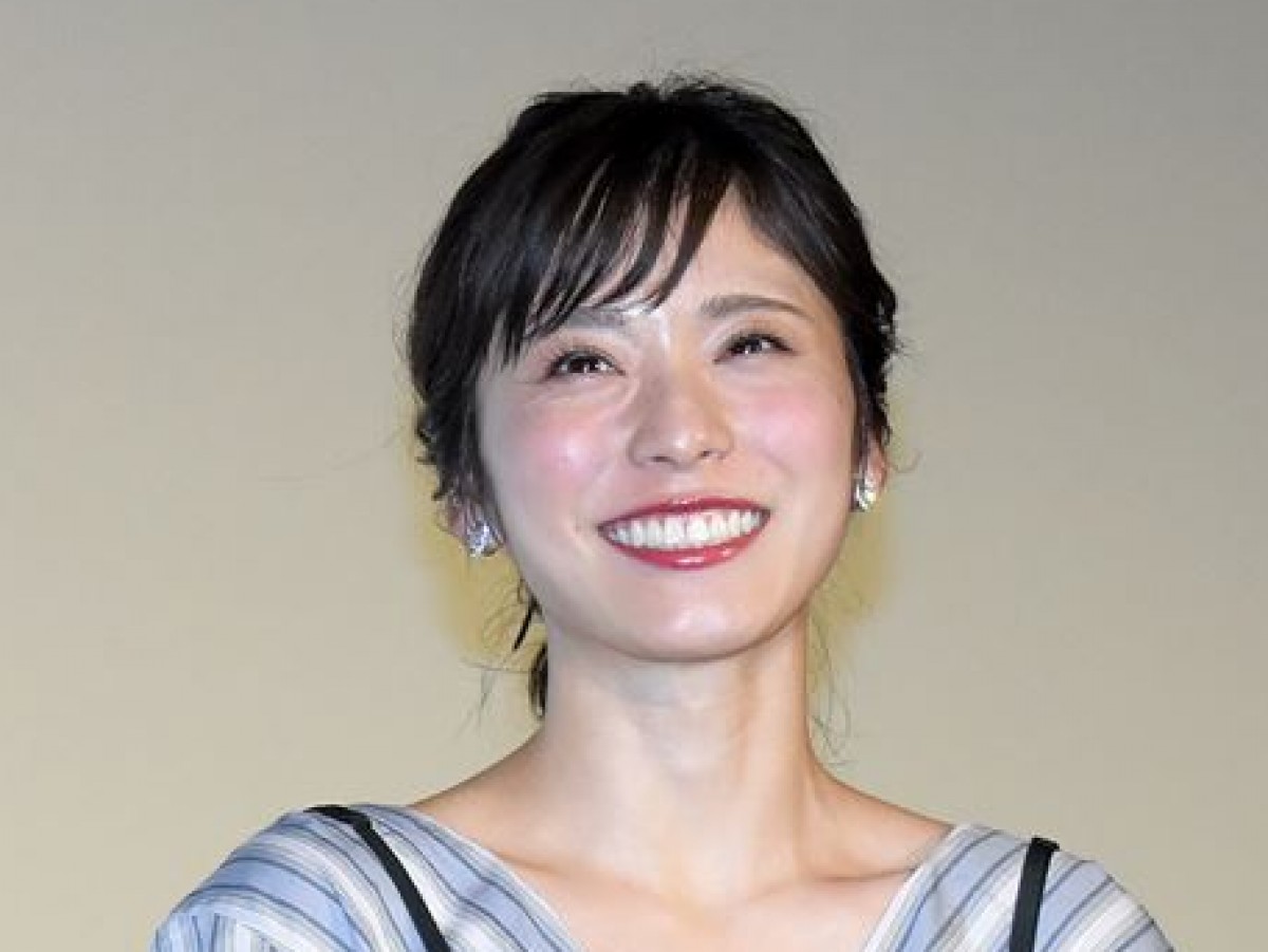 『今夜くらベてみました』で高校時代のエピソードを語った松岡茉優