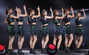 『Juice＝Juice LIVE AROUND 2017 FINAL at 日本武道館 ～Seven Squeeze！～』の様子