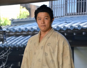 鈴木亮平、大河ドラマ主演 バトンタッチセレモニーに登場