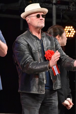 マイケル・ルーカー、『東京コミックコンベンション2017』オープニングセレモニーに登場