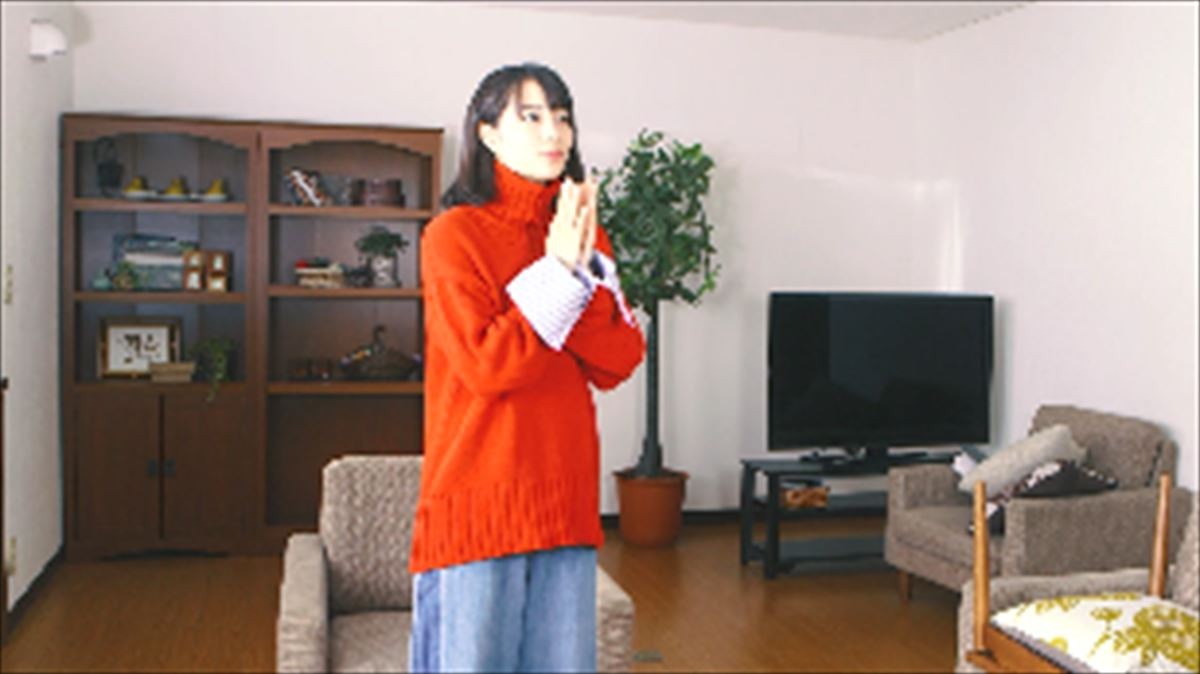 広瀬すず、年賀状作りはチワワに託す!? キュート過ぎるWEB動画公開