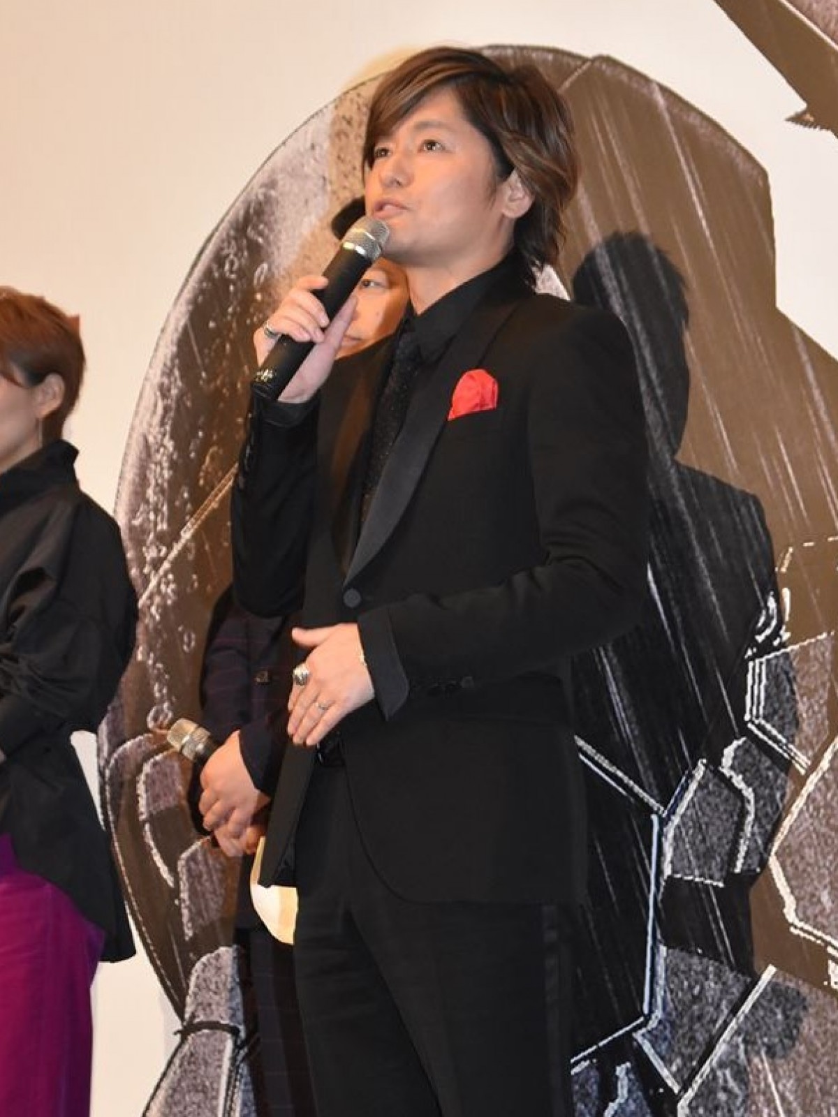 森久保祥太郎、「マジン・ゴー」決めて大満足　『マジンガーZ』特注ケーキでお祝い