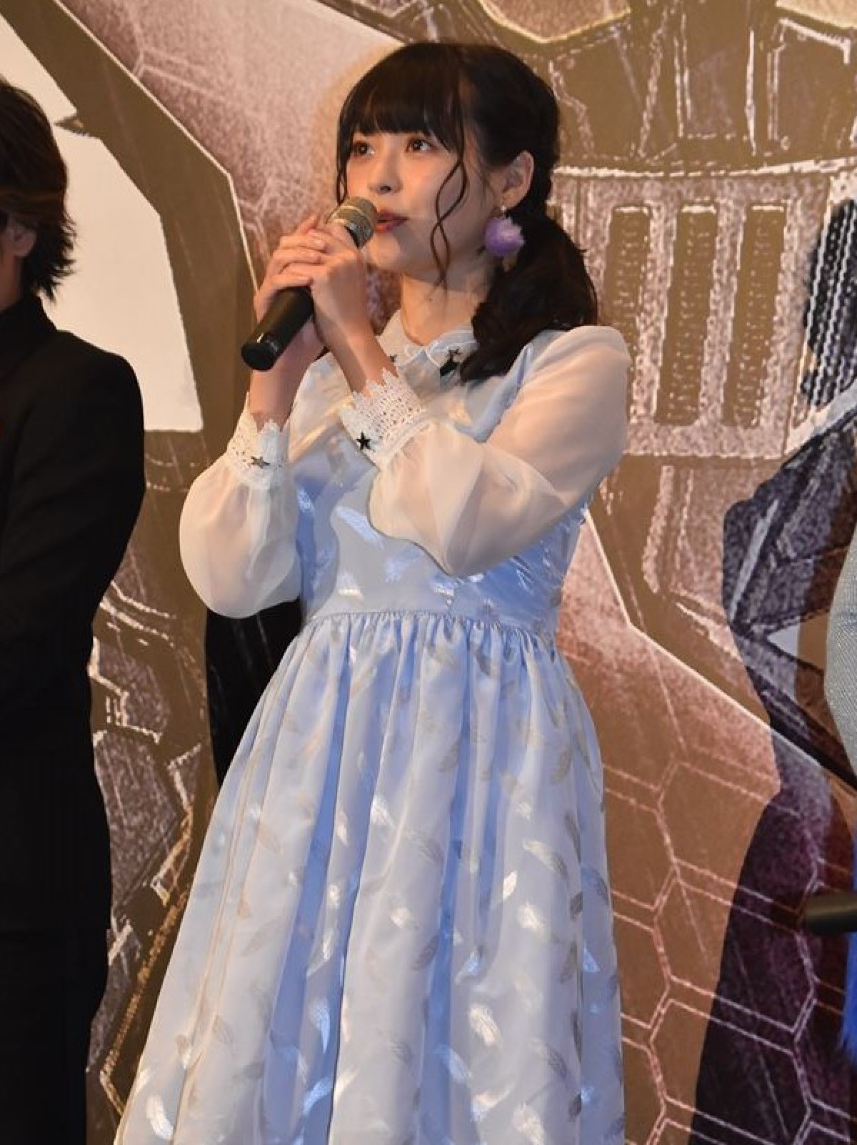森久保祥太郎、「マジン・ゴー」決めて大満足　『マジンガーZ』特注ケーキでお祝い
