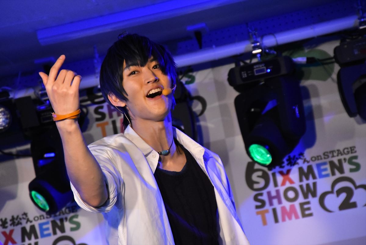 舞台『おそ松さん』続編、6つ子＆F6キャスト勢揃い　1年ぶりでもチームワーク抜群