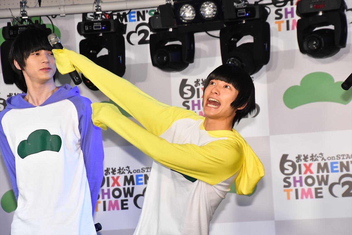 舞台『おそ松さん』続編、6つ子＆F6キャスト勢揃い　1年ぶりでもチームワーク抜群