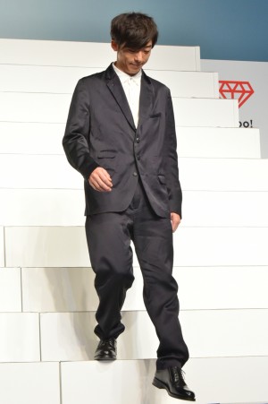 高橋一生、国民が選んだ賞「Yahoo！検索大賞2017」発表会に登壇