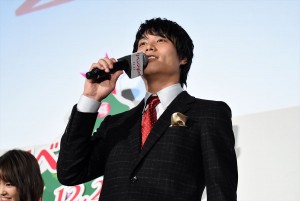 鈴木伸之、映画『リベンジgirl』完成披露イベントに登壇