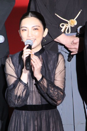 田中麗奈、『祈りの幕が下りる時』日本橋レッドカーペットイベントに登場