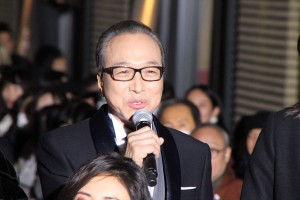 小日向文世、『祈りの幕が下りる時』日本橋レッドカーペットイベントに登場