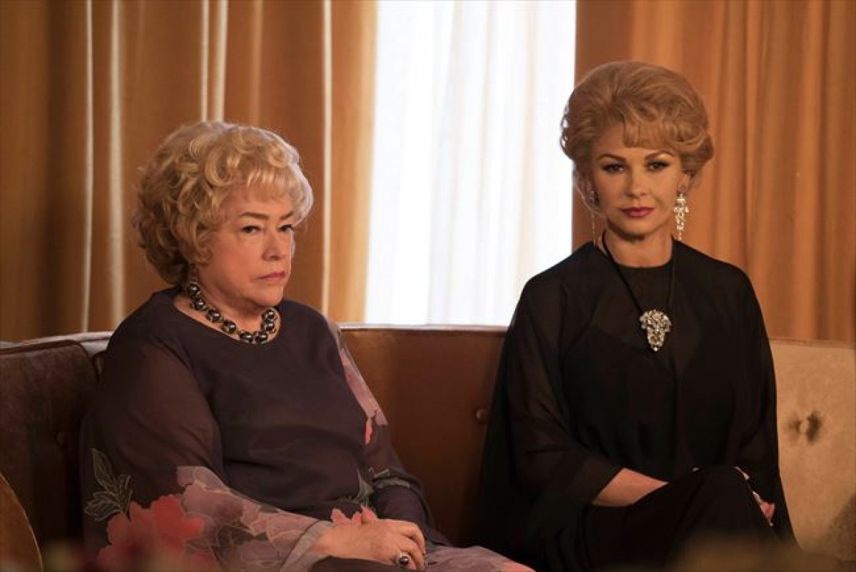第75回ゴールデン・グローブ賞で女優賞のダブルノミネートとなった、二大女優の確執を描く『フュード/確執 ベティvsジョーン』