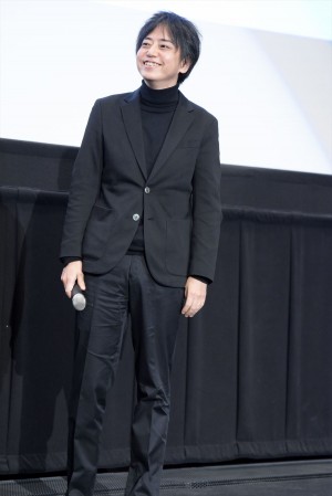 中村文則、『悪と仮面のルール』プレミア試写会舞台挨拶に登壇