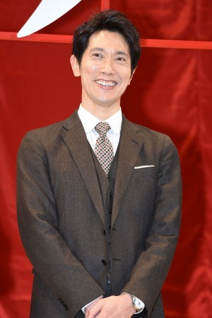 『嘘八百』完成披露試写会に登壇した佐々木蔵之介