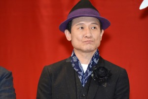 『嘘八百』完成披露試写会に登壇した木下ほうか