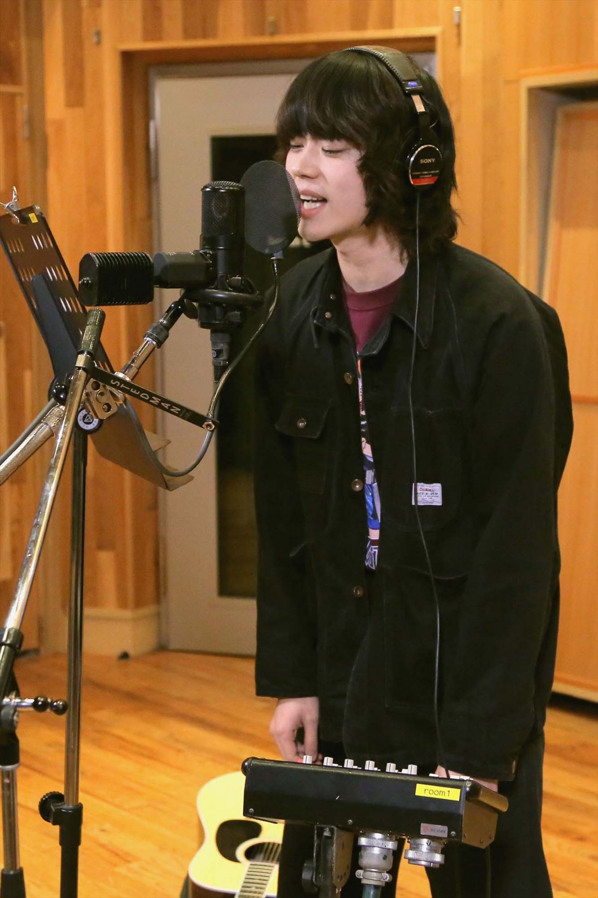 菅田将暉、『トドメの接吻』で謎のストリートミュージシャンに　主題歌も担当