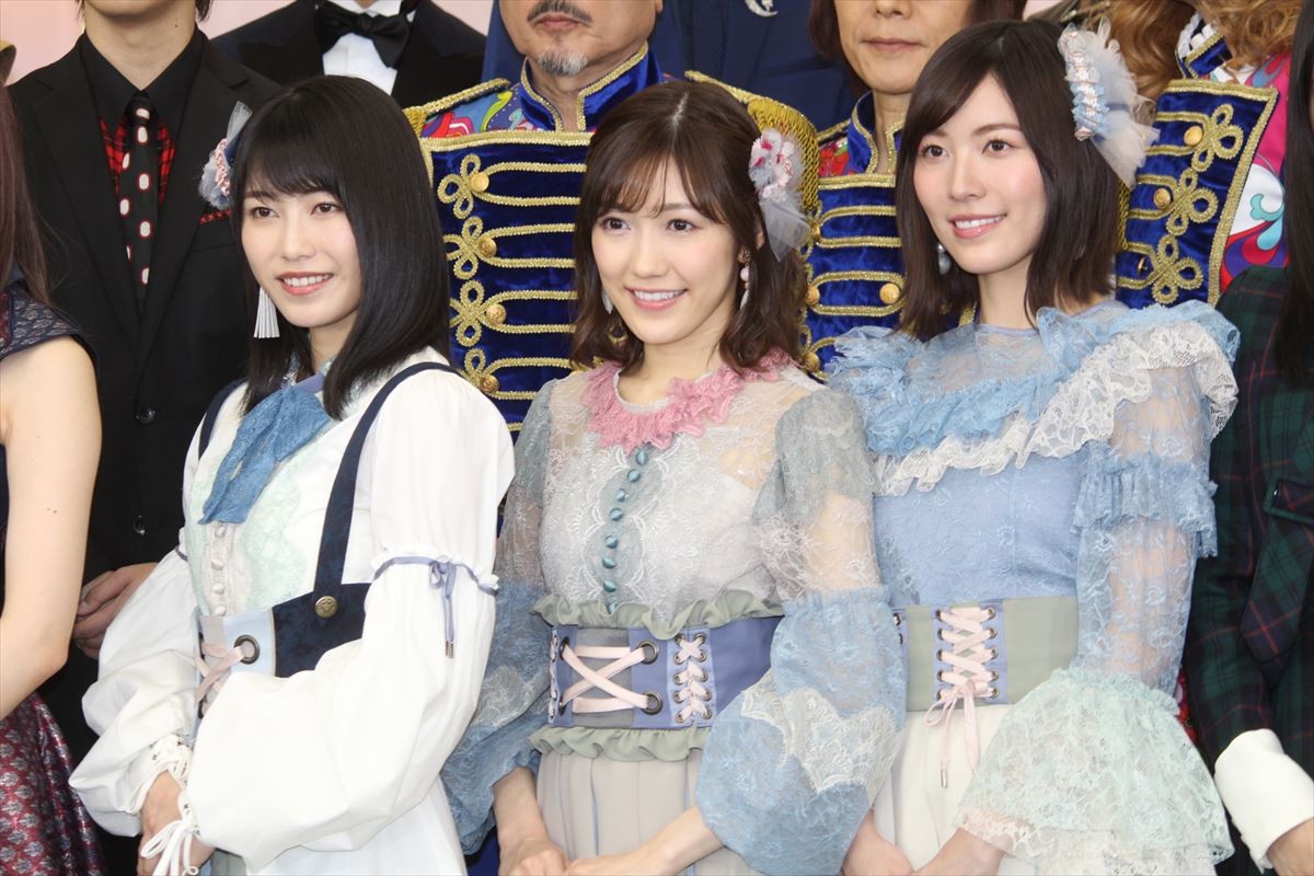 AKB48、『第59回 輝く!日本レコード大賞』各賞受賞者会見に登壇