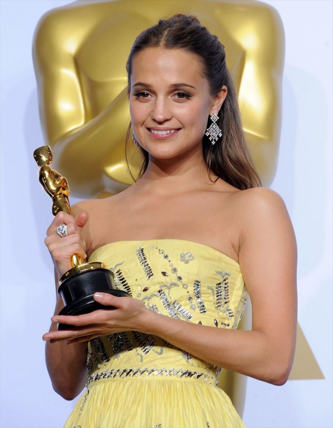 アリシア・ヴィキャンデル、Alicia Vikander