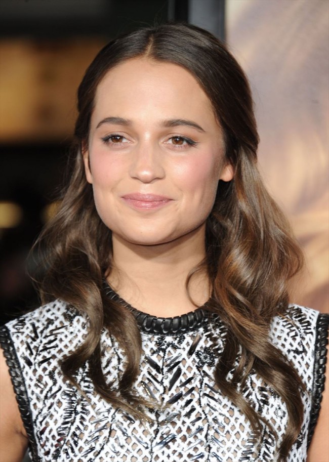 アリシア・ヴィキャンデル、Alicia Vikander