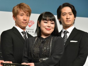 ブルゾンちえみ、ブリリアン、国民が選んだ賞「Yahoo！検索大賞2017」発表会に登壇