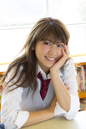 久松郁実『いくみん～IQ→S391HJ062007～』公開カット